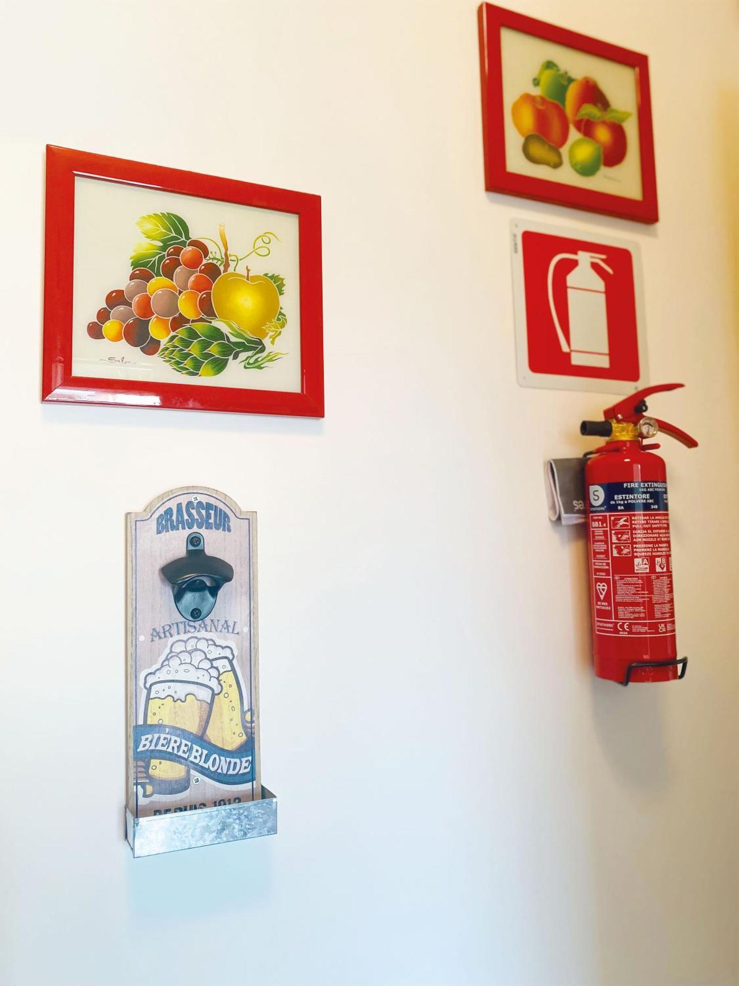 Beautiful Renovated ,next To The ! Air-c, Free Parking! Nizza